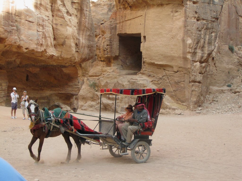 17-Transport in Petra.jpg - Transport in Petra